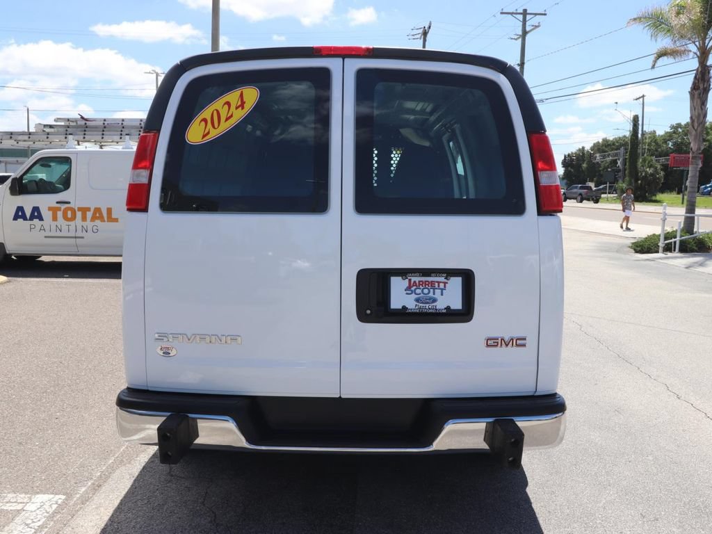 Used 2024 GMC Savana 2500 w/ Driver Convenience Package RWD image 14
