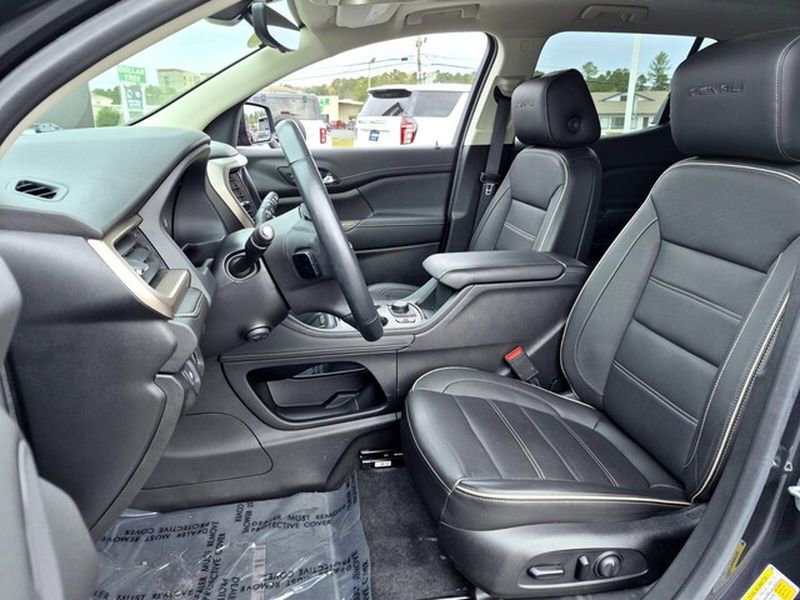 Used 2020 GMC Acadia Denali w/ Trailering Package image 10