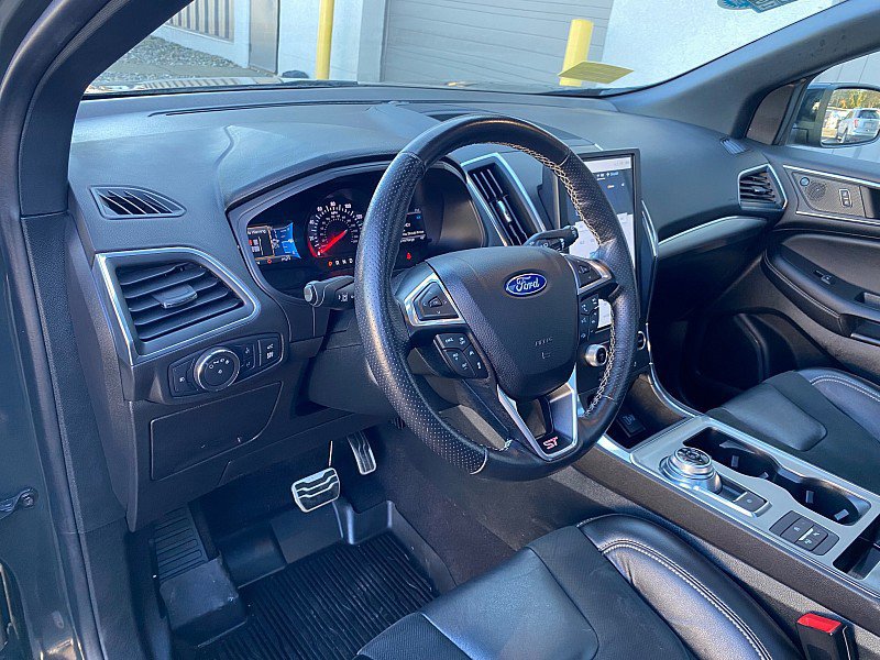 Certified 2022 Ford Edge ST w/ Equipment Group 401A image 20