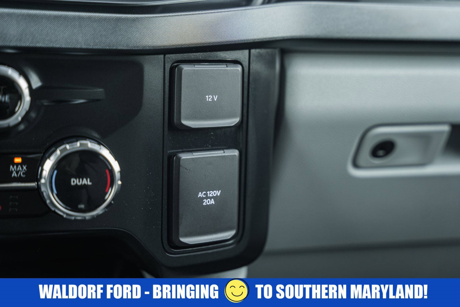Certified 2023 Ford F450 Limited w/ FX4 Off-Road Package AWD/4WD image 31