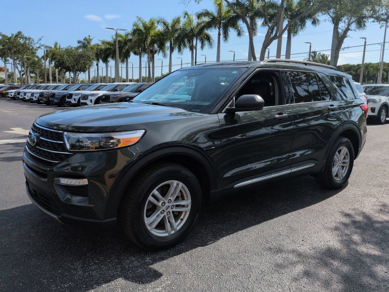 Certified 2024 Ford Explorer XLT w/ Equipment Group 202A AWD/4WD image 8