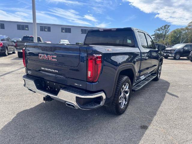 Used 2022 GMC Sierra 1500 SLT w/ SLT Premium Package AWD/4WD image 11