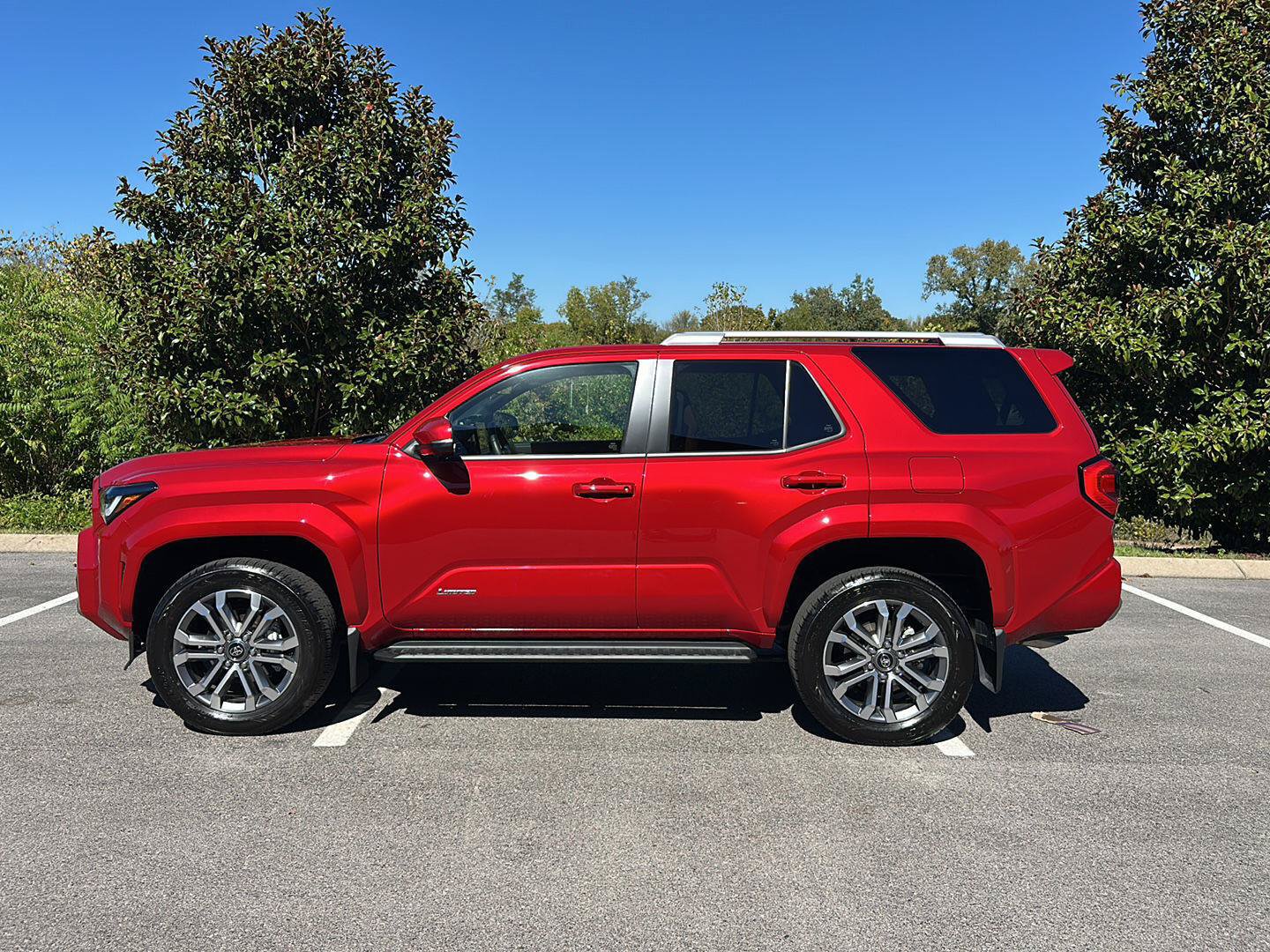 Used 2026 Toyota 4Runner Limited AWD/4WD image 2