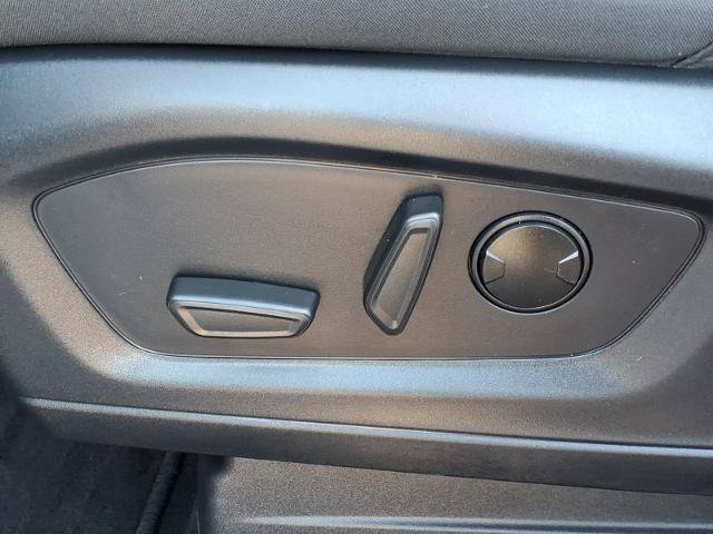 Certified 2026 Ford Explorer Active AWD/4WD image 13