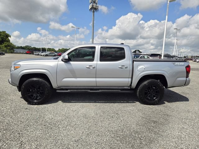 Used 2022 Toyota Tacoma SR AWD/4WD image 4