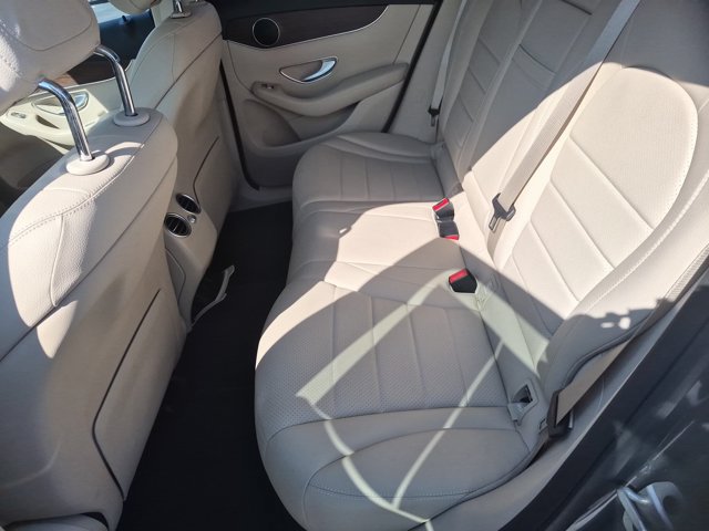 Used 2022 Mercedes-Benz GLC 300 4MATIC w/ Premium Package Lite image 29