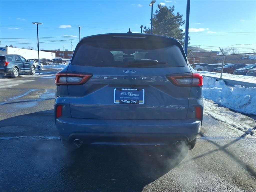 Certified 2024 Ford Escape ST-Line w/ Tech Pack #1 image 3
