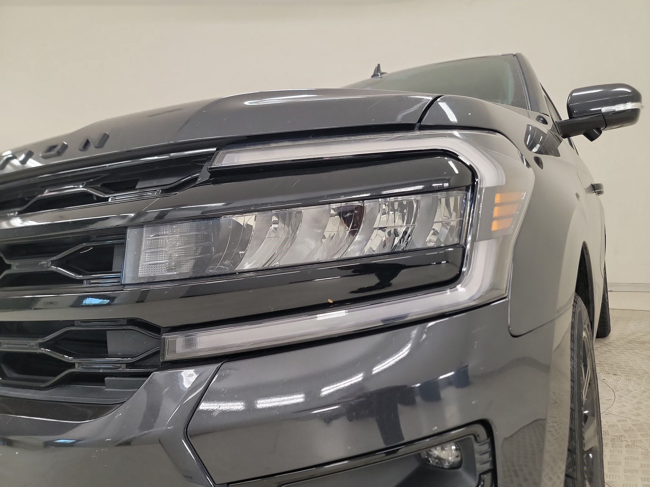 Certified 2023 Ford Expedition Limited RWD image 9