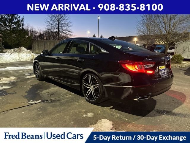 Used 2022 Honda Accord Touring image 8