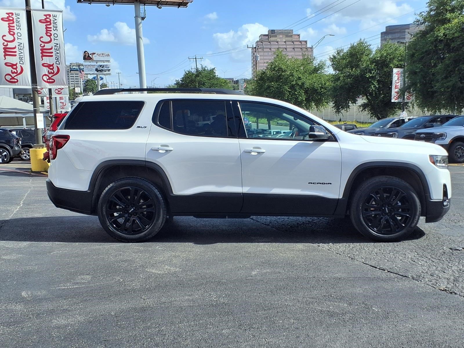 Used 2023 GMC Acadia SLT w/ Elevation Edition FWD image 5
