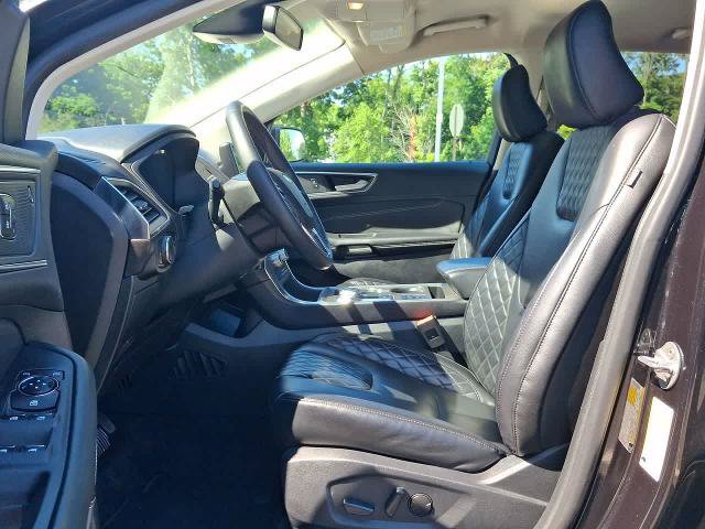 Certified 2024 Ford Edge Titanium AWD/4WD image 17