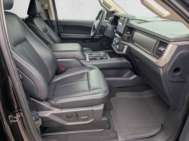Certified 2024 Ford Expedition XLT RWD image 19