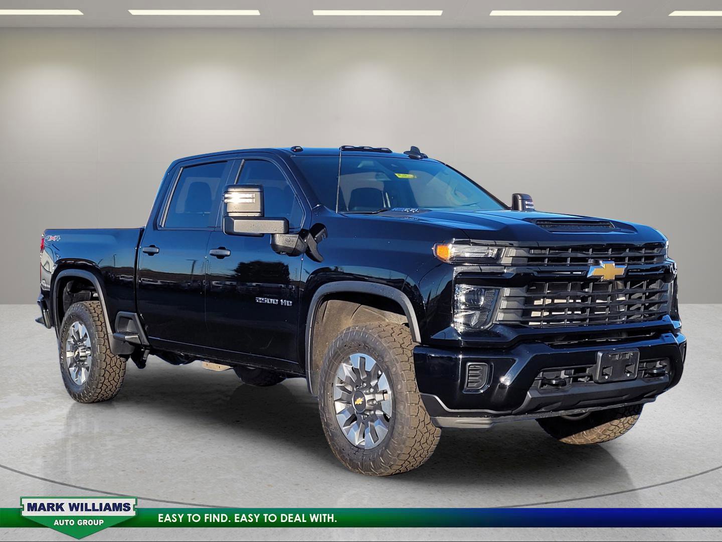 Used 2024 Chevrolet Silverado 2500 Custom w/ Custom Value Package image 7