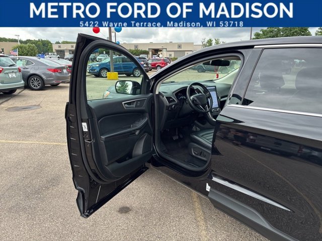 Certified 2024 Ford Edge SEL AWD/4WD image 9