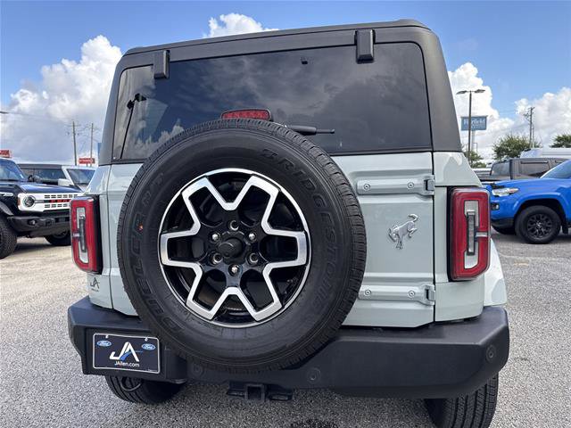 Certified 2022 Ford Bronco Outer Banks AWD/4WD image 13