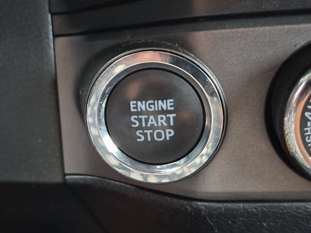 Used 2022 Toyota Tacoma TRD Off-Road w/ Technology Package AWD/4WD image 27