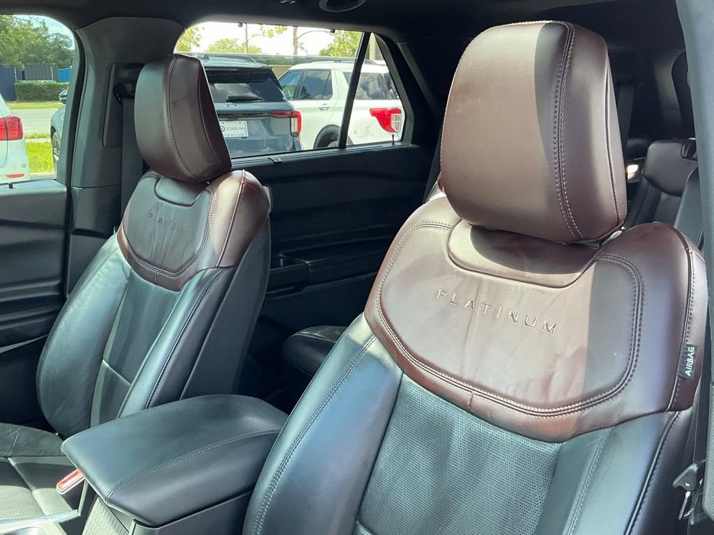 Certified 2020 Ford Explorer Platinum w/ Premium Technology Package AWD/4WD image 29