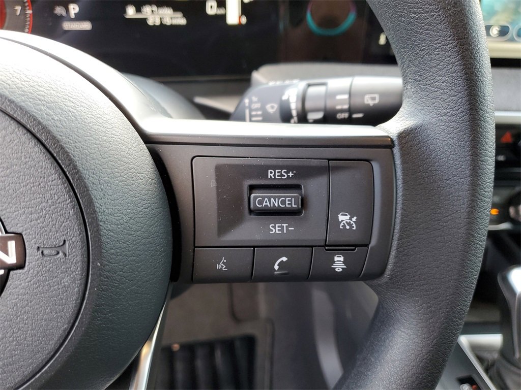 Used 2025 Nissan Kicks SV image 50