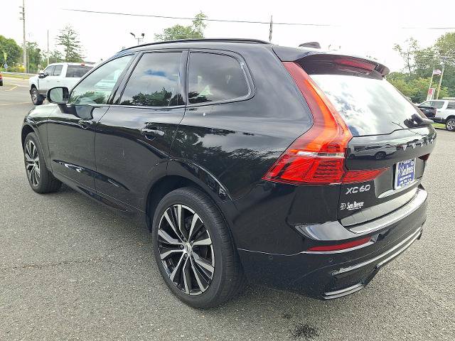 Used 2023 Volvo XC60 B5 Ultimate w/ Climate Package AWD/4WD image 4