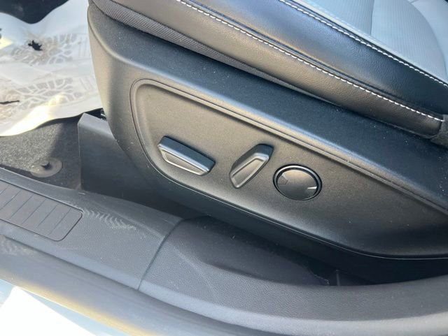 Certified 2023 Ford Escape Platinum AWD/4WD image 21