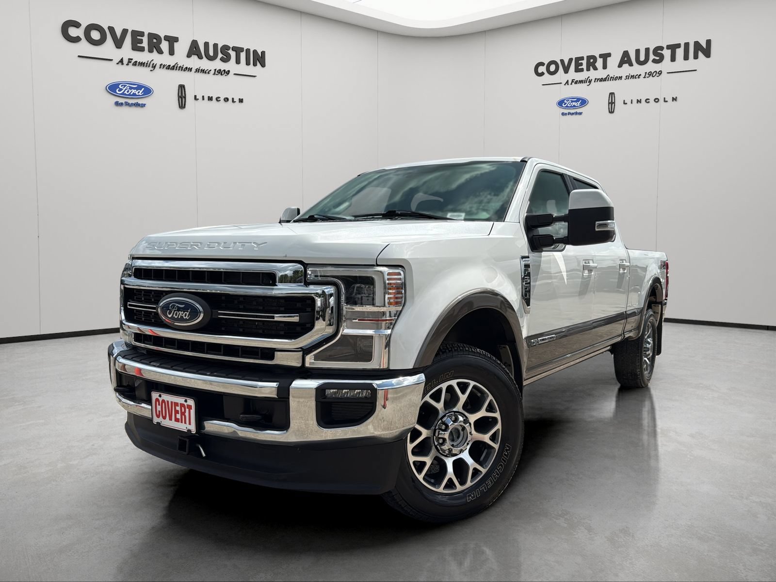 Certified 2022 Ford F350 Lariat AWD/4WD image 2