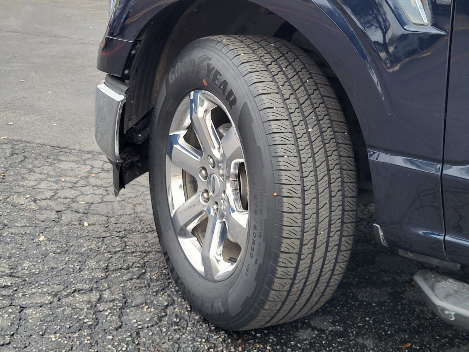 Certified 2022 Ford F150 XLT w/ Equipment Group 302A High image 33