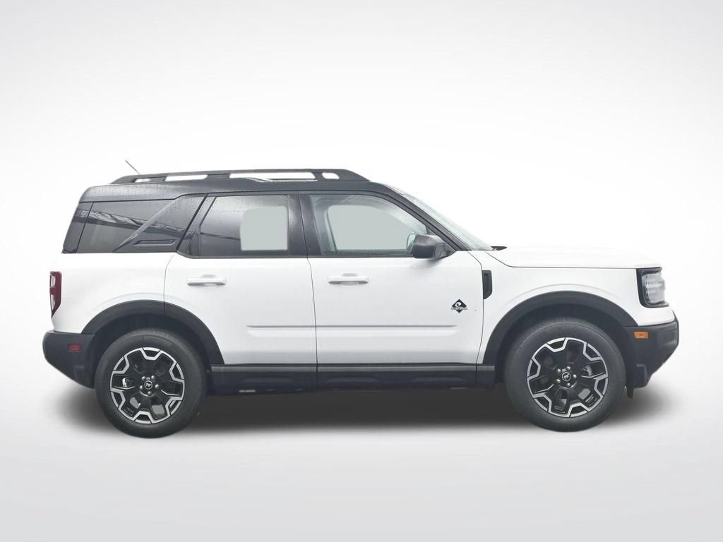Certified 2025 Ford Bronco Sport Outer Banks AWD/4WD image 4