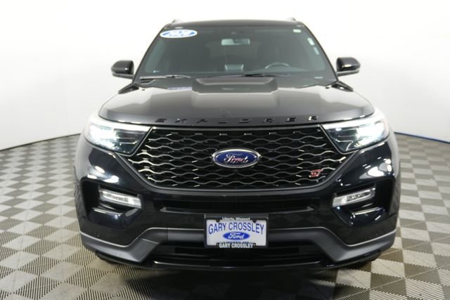Certified 2020 Ford Explorer ST w/ ST Street Pack image 8