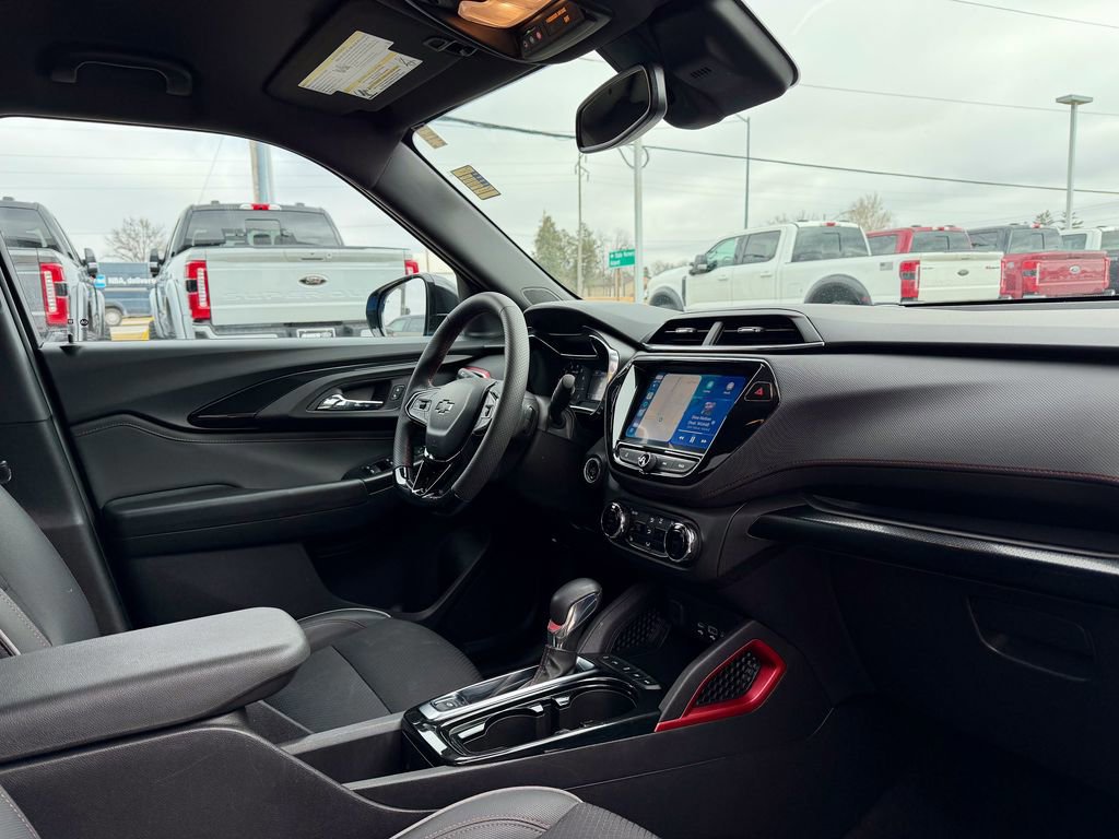 Used 2023 Chevrolet TrailBlazer RS w/ Convenience Package image 19