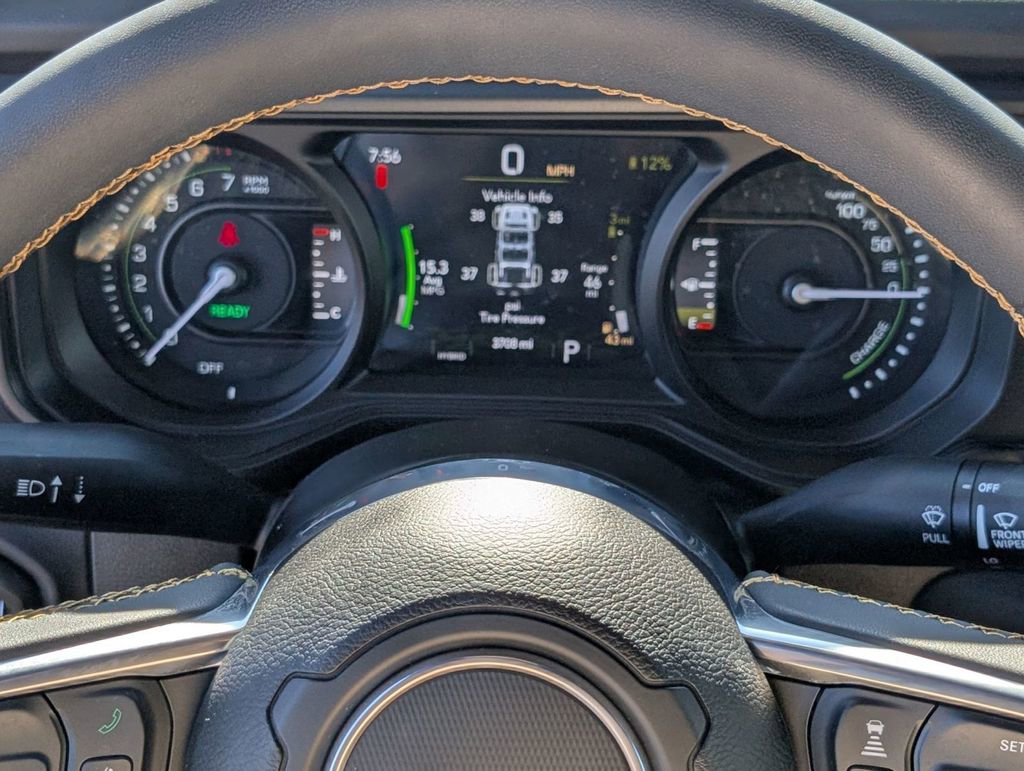 Used 2024 Jeep Wrangler Unlimited Sahara image 24