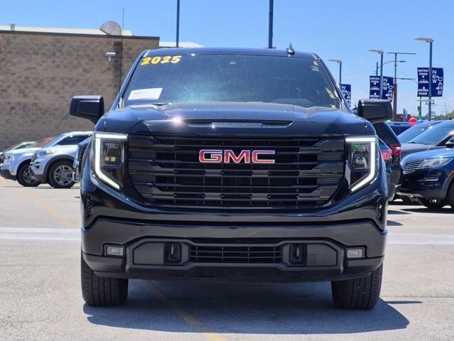 Used 2025 GMC Sierra 1500 Elevation AWD/4WD image 9