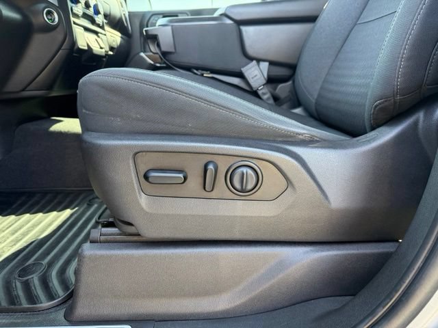 Used 2020 Chevrolet Silverado 1500 LT w/ All-Star Edition AWD/4WD image 10