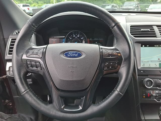 Certified 2018 Ford Explorer XLT w/ Equipment Group 202A AWD/4WD image 31