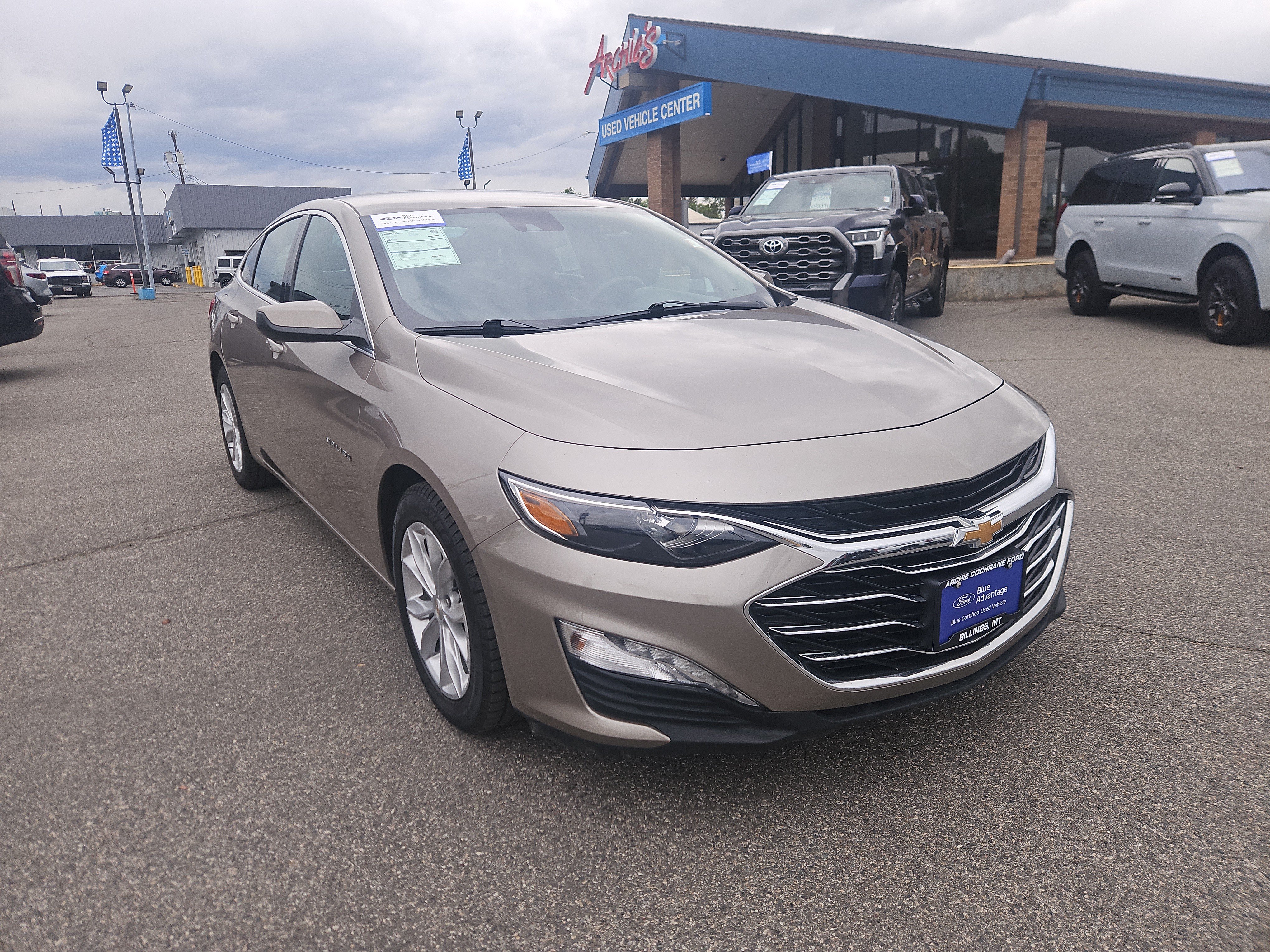 Used 2025 Chevrolet Malibu LT FWD image 7