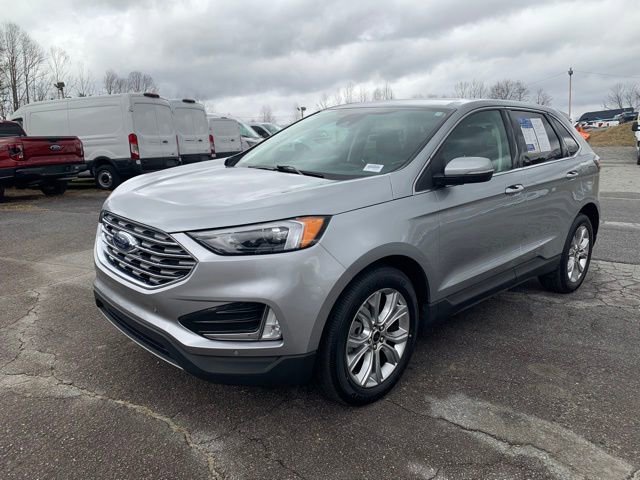 Certified 2024 Ford Edge Titanium image 4