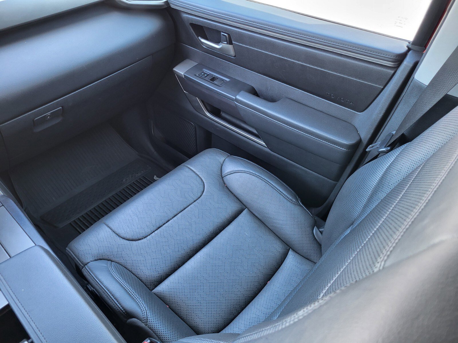 Used 2023 Toyota Sequoia SR5 w/ SR5 Premium Package image 17