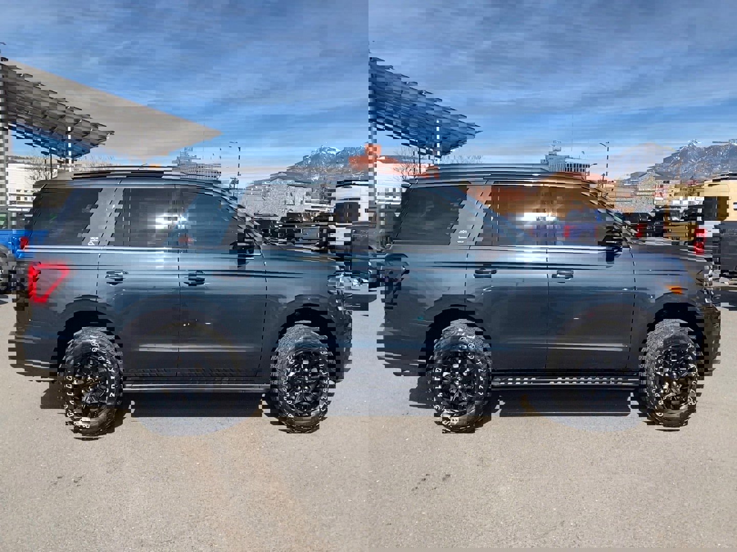 Certified 2024 Ford Expedition Timberline image 4