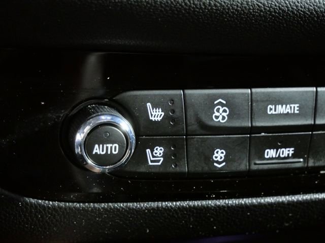 Used 2020 Buick Enclave Avenir w/ Avenir Technology Package AWD/4WD image 25