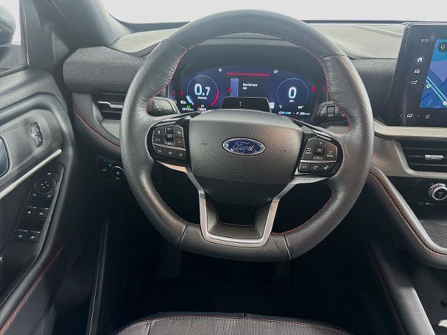 Certified 2025 Ford Explorer ST-Line w/ ST-Line Street Pack AWD/4WD image 22