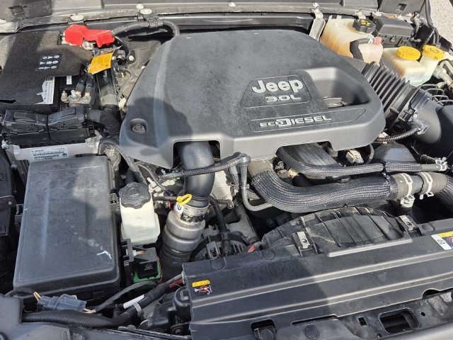 Used 2021 Jeep Wrangler Unlimited Sport AWD/4WD image 12