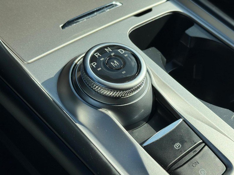 Certified 2020 Ford Explorer XLT RWD image 24