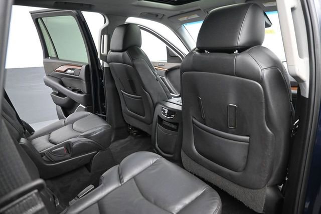 Used 2018 Cadillac Escalade Luxury AWD/4WD image 26