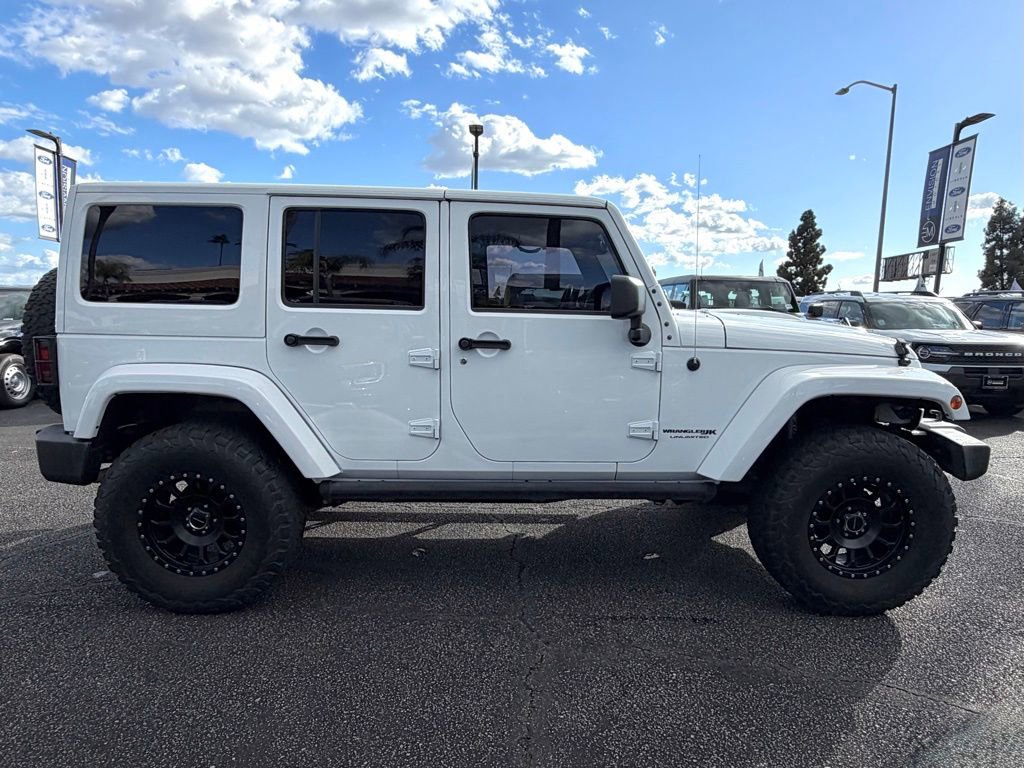 Used 2018 Jeep Wrangler Unlimited Sahara image 12