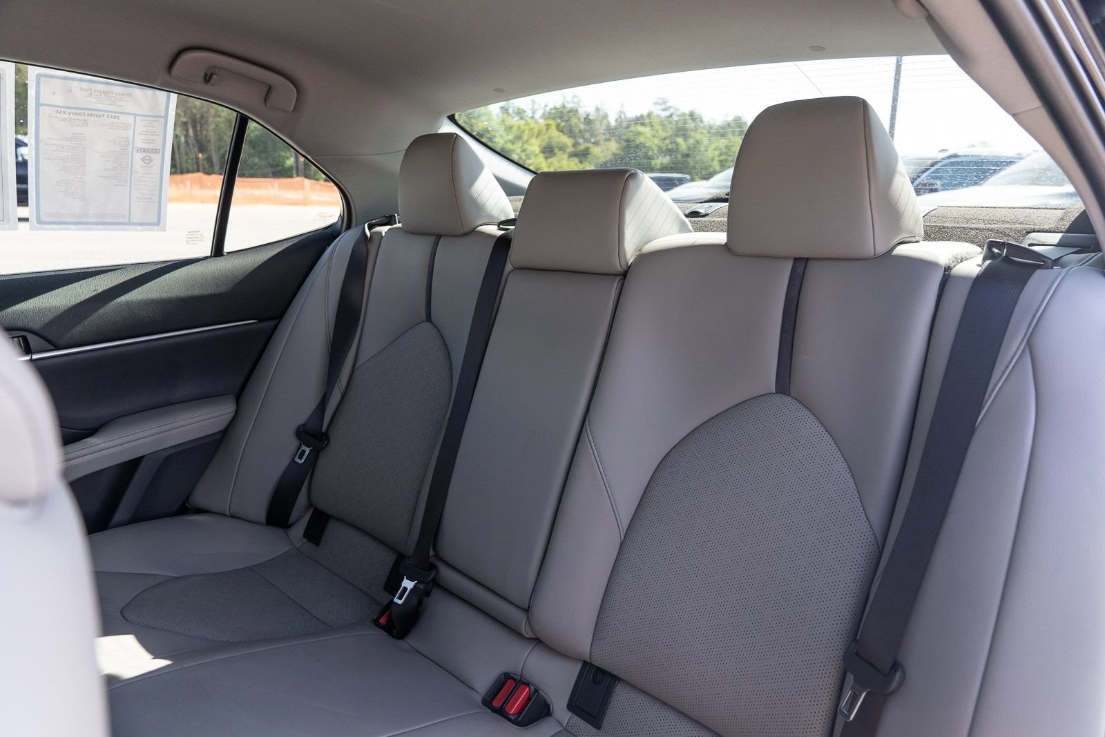 Used 2023 Toyota Camry XSE FWD image 18