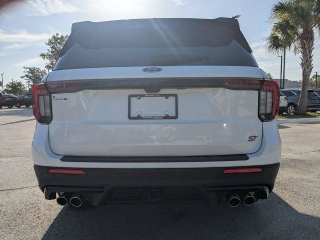 Certified 2025 Ford Explorer ST AWD/4WD image 5