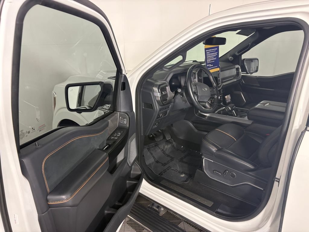 Certified 2022 Ford F150 Platinum w/ FX4 Off-Road Package AWD/4WD image 11