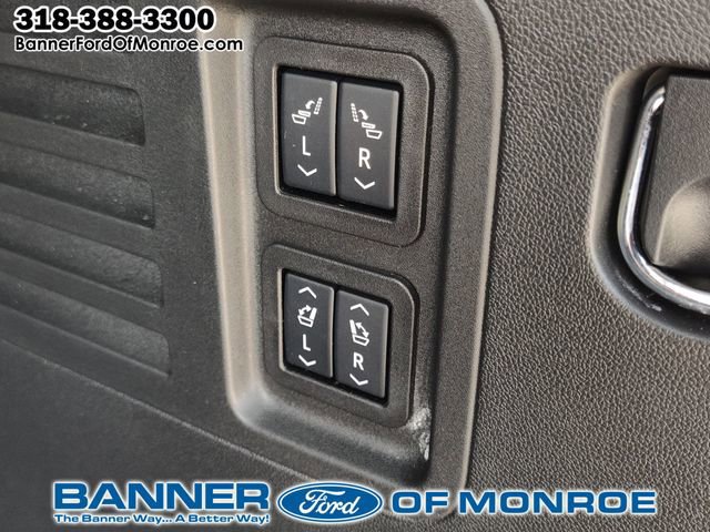 Used 2025 Buick Enclave Preferred w/ Power Package FWD image 11