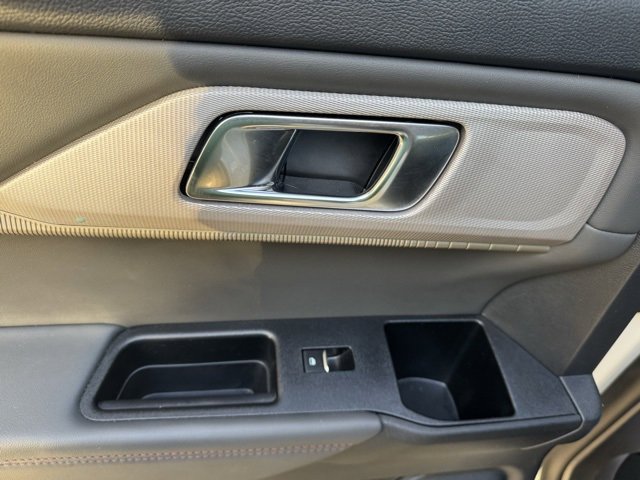 Certified 2025 Ford Explorer Active w/ Active Comfort Package image 10