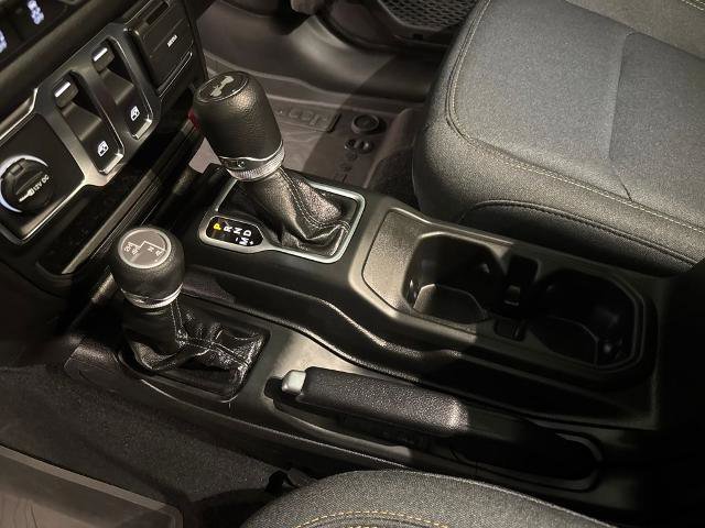 Used 2025 Jeep Wrangler Sport image 30