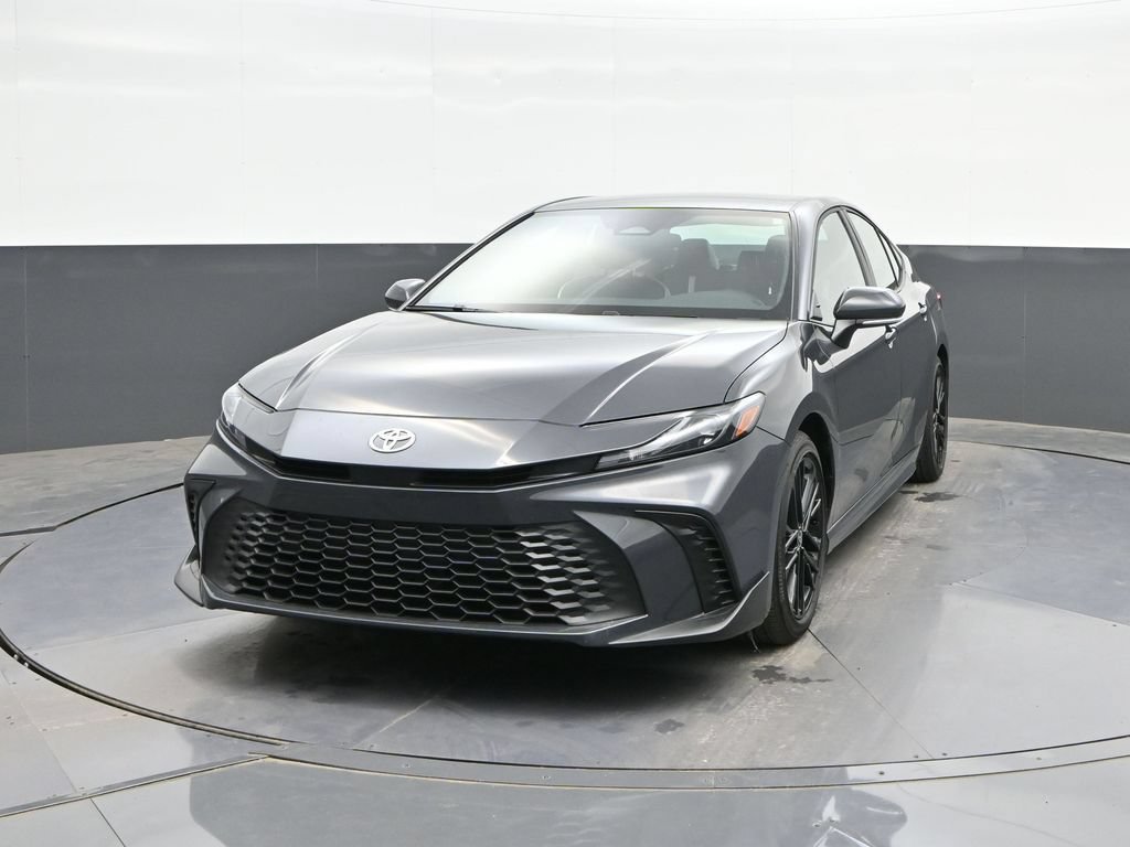 Used 2026 Toyota Camry SE FWD image 24